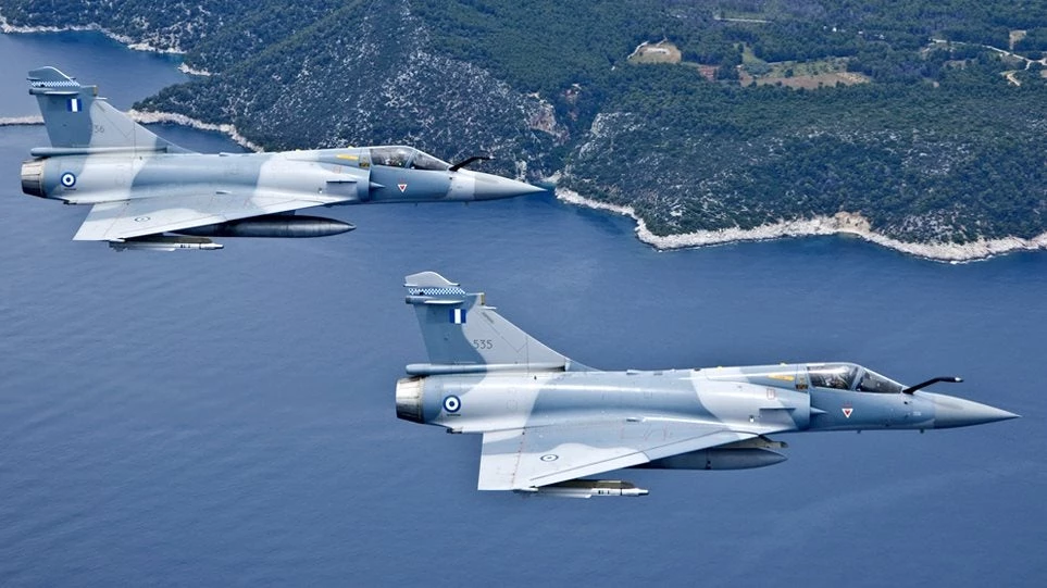 Πού ψάχνουν τα αίτια της πτώσης του Mirage 2000-5